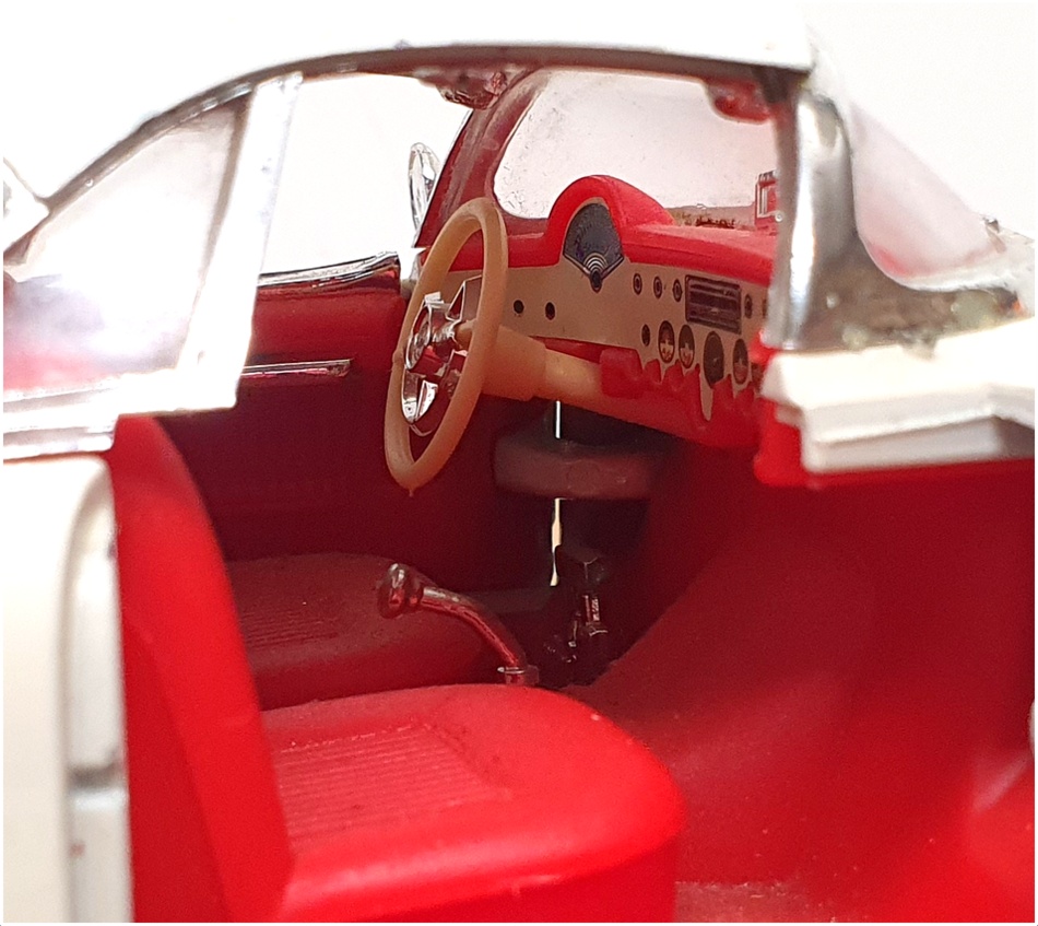 Mira 1/18 Scale Diecast 7723B - 1954 Chevrolet Corvette