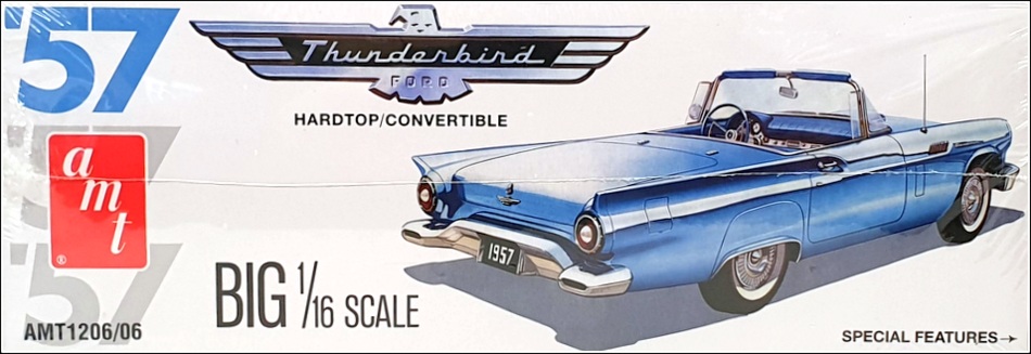 AMT Round 2 1/16 Scale AMT1206/06 - 1957 Ford Thunderbird Hardtop/Convertible