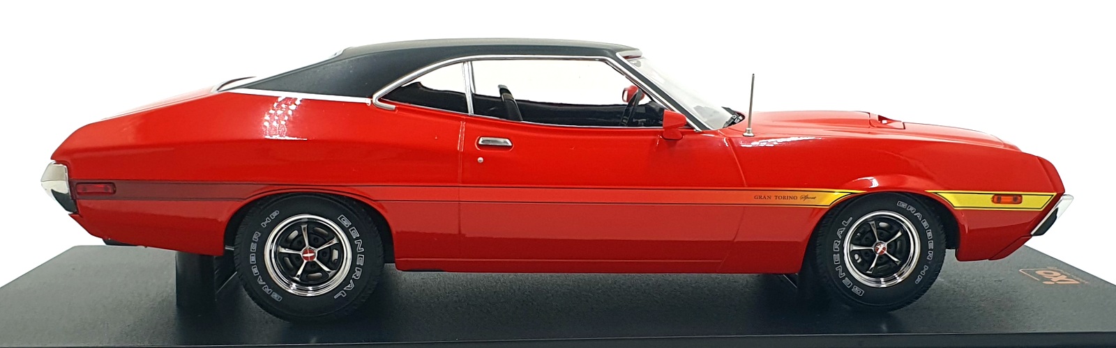 IXO 1/18 Scale 18CMC263.22 - 1972 Ford Grand Torino Sport 2-Door - Red IXO 1/18 Scale 18CMC263.22 - 1972 Ford Grand Torino Sport 2-Door - Red