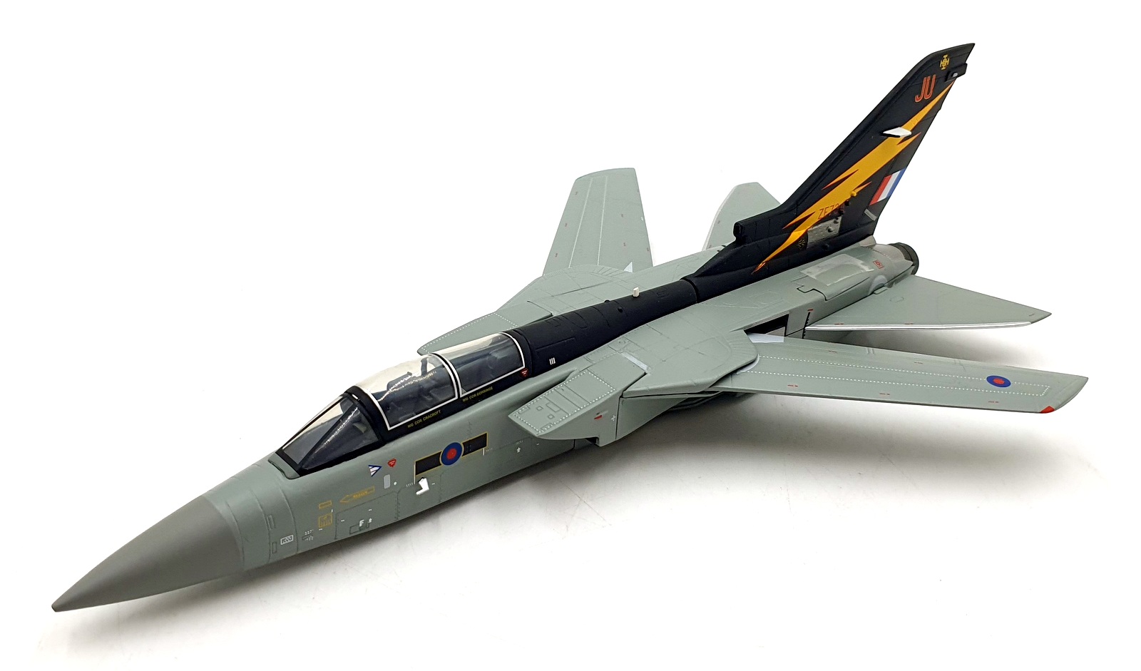 Sky Guardians 1/72 Scale SGE-72-001-006 Panavia Tornado F3 RAF 111 Sqd 90th Ann