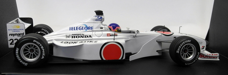 MINICHAMPS F1 J. Villeneuve 1:18スケール Minichamps 1/18 Scale Model Car 180000072 BAR F1 J. Villeneuve