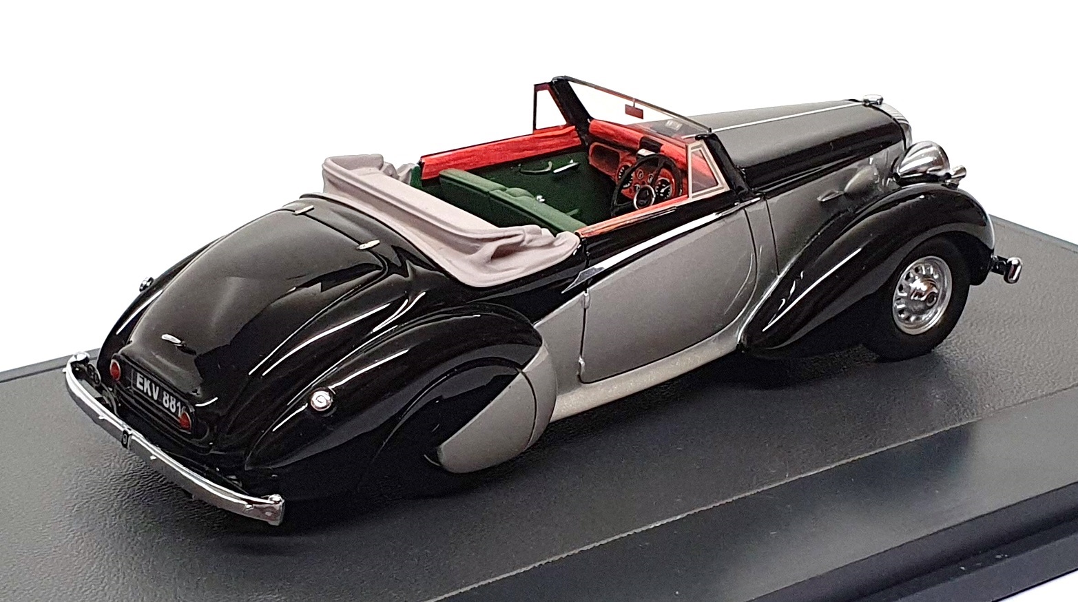 Matrix 1/43 Scale MX40402-031 - 1938 Daimler DB18 DHC Carlton - Black/Silver Matrix 1/43 Scale MX40402-031 - 1938 Daimler DB18 DHC Carlton - Black/Silver