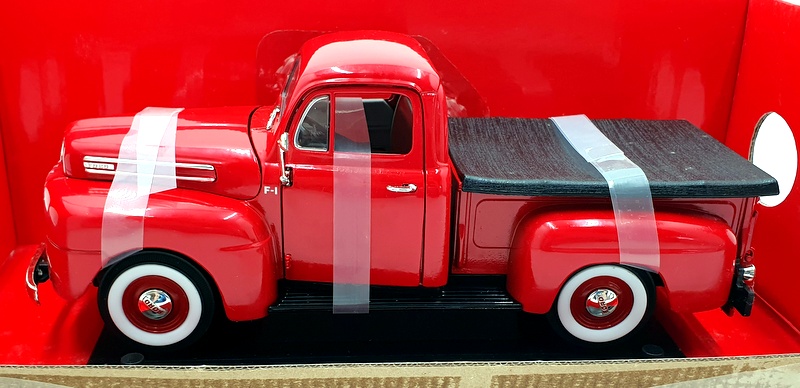Road Signature 1/18 Scale Diecast 92218 - 1948 Ford F1 Pick Up