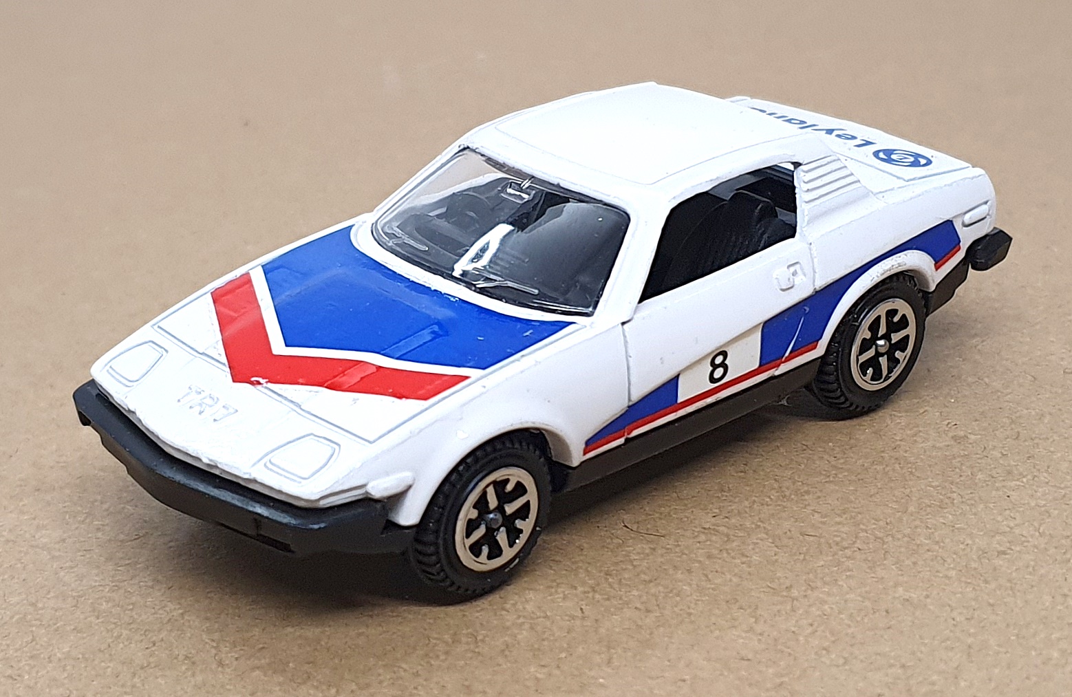 Dinky Toys Original Diecast 207 - Triumph TR7 Rally #8 - White/Blue/Red Dinky Toys Original Diecast 207 - Triumph TR7 Rally #8 - White/Blue/Red