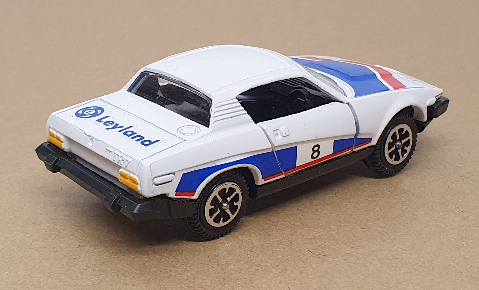 Dinky Toys Original Diecast 207 - Triumph TR7 Rally #8 - White/Blue/Red Dinky Toys Original Diecast 207 - Triumph TR7 Rally #8 - White/Blue/Red