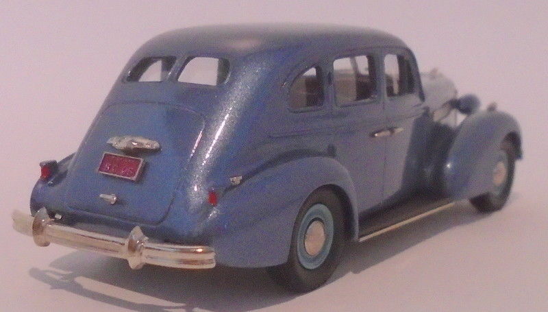 Brooklin Models 1/43 Scale BC006 - 1937 Buick 4-Door Plain Back Sedan M-47 Blue