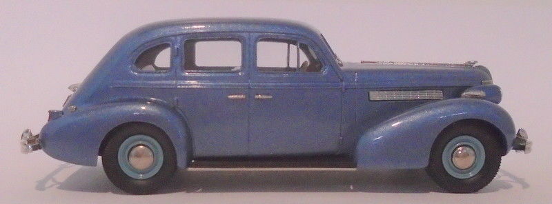 Brooklin Models 1/43 Scale BC006 - 1937 Buick 4-Door Plain Back Sedan M-47 Blue