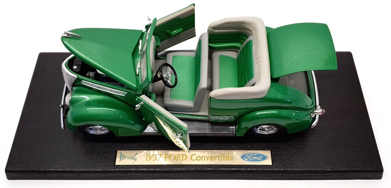 Road Signature 1/18 Scale Model Car 92238 - 1937 Ford Convertible