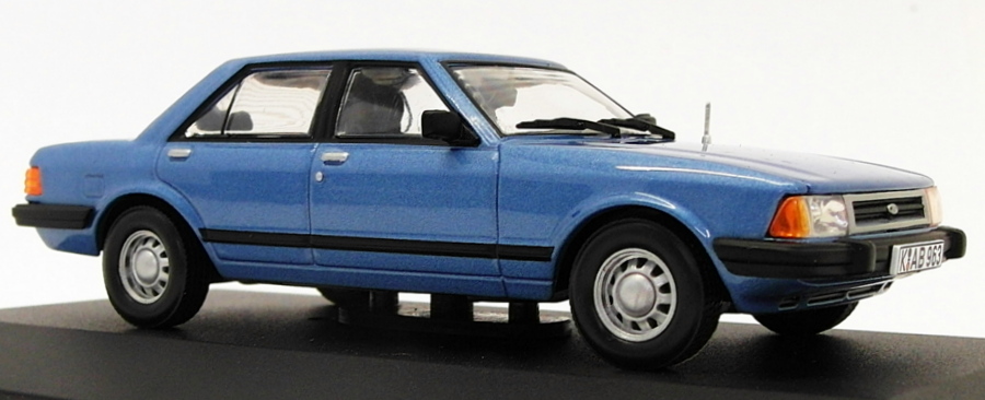 Whitebox 1/43 Scale Model Car WB021 - 1983 Ford Granada - Met Blue