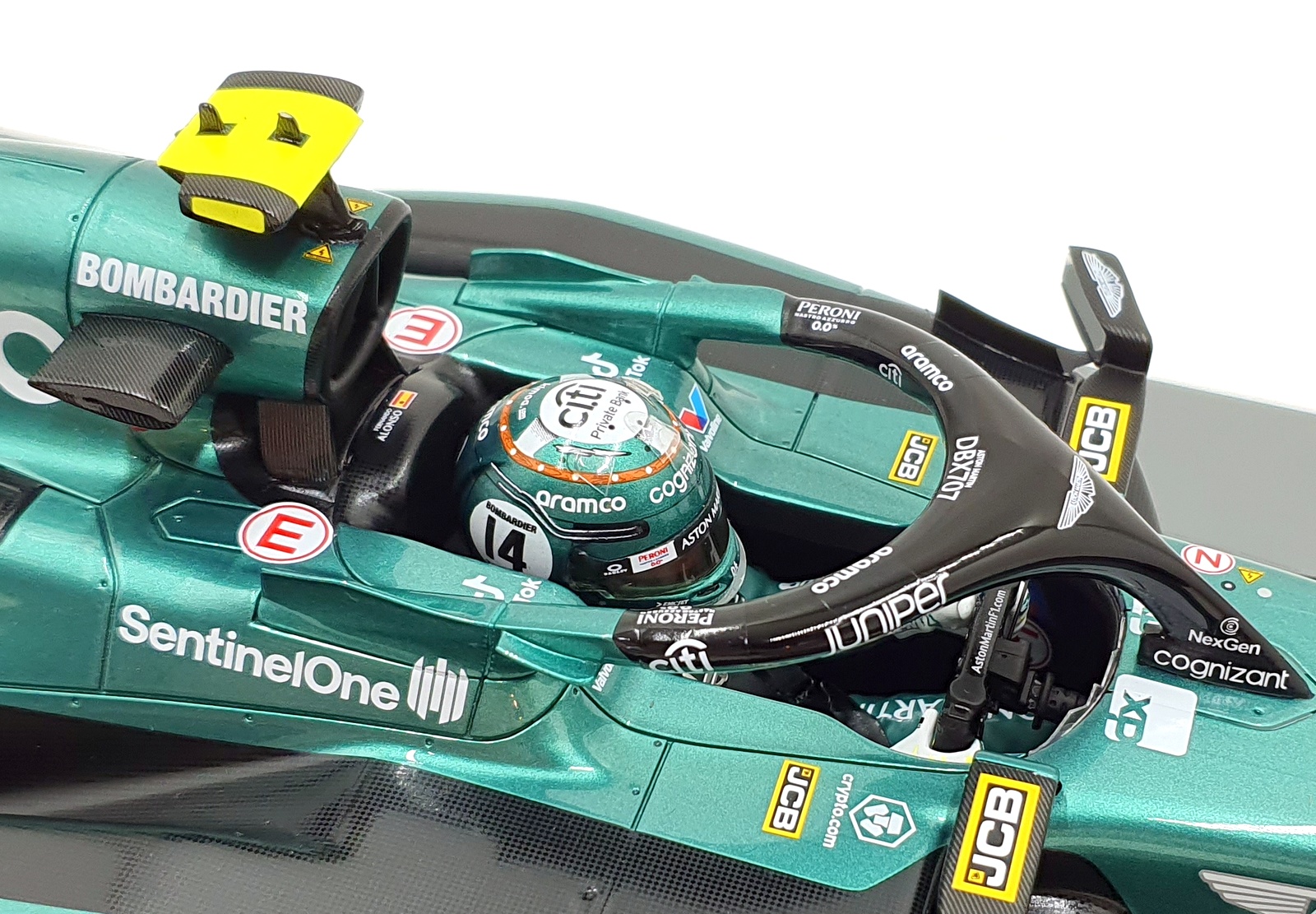Spark 1/12 Scale 12S043 - Aston Martin AMR23 F1 7th British GP