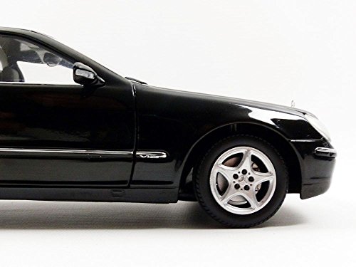 Sunstar 1/18 Scale 4111 - 2000 Mercedes Benz S 600 Pullman Limousine- Black