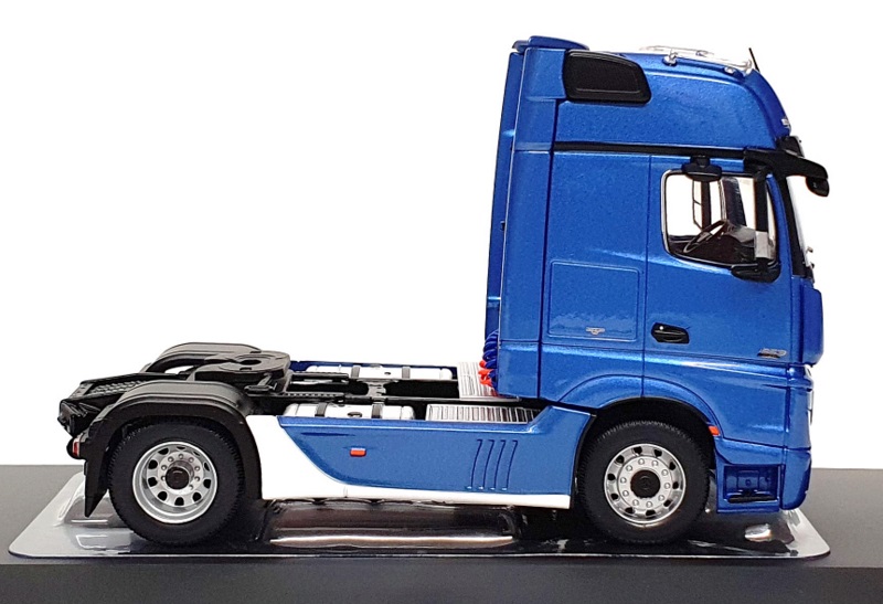 Ixo 1/43 Scale TR206.22 - Mercedes Benz Actros MP4 Truck - Met