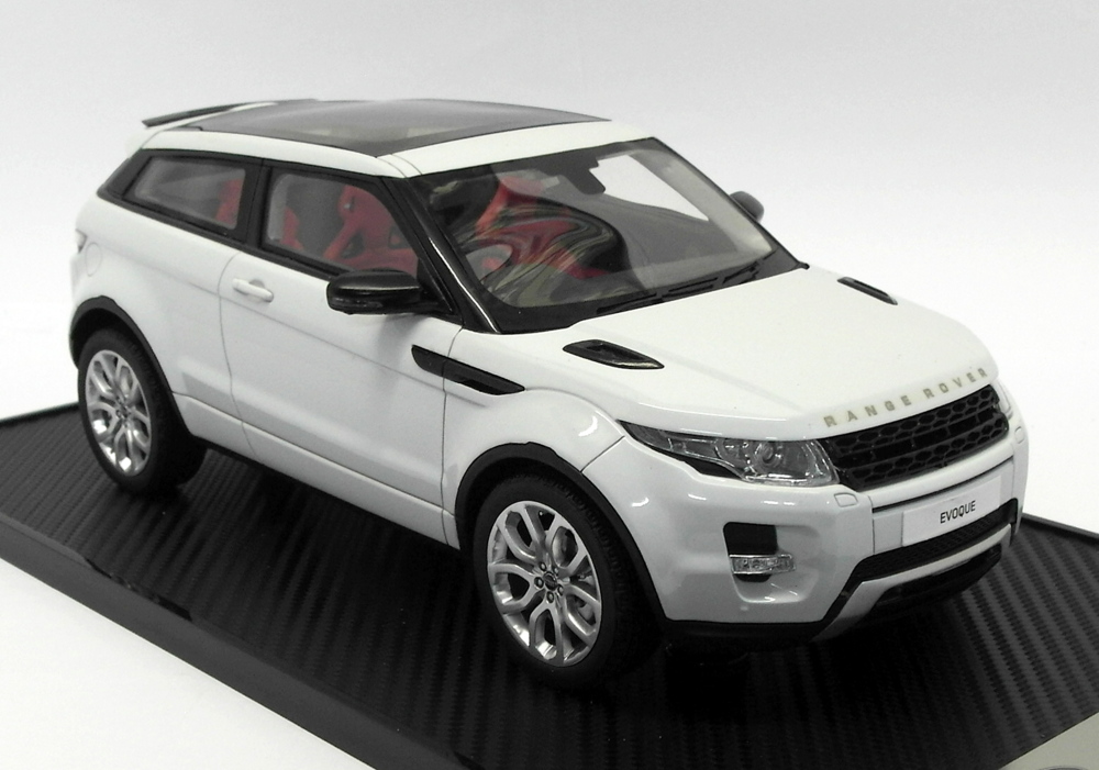 Century Dragon 1/18 Scale CDLR-1002 - 2011 Range Rover Evoque