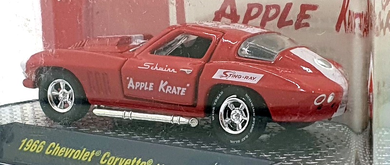 Castline M2 Machines 1/64 Scale HS36 - 1966 Chevrolet Corvette 427 - Red Castline M2 Machines 1/64 Scale HS36 - 1966 Chevrolet Corvette 427 - Red