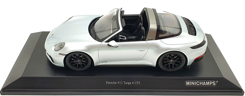 Minichamps 1/18 Scale Diecast 155 061061 - Porsche 911 Targa 4 GTS Silver