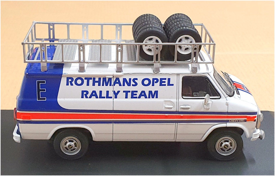 Ixo 1/43 Scale RAC374X - 1983 Chevrolet Van G -Series Rally Assistance