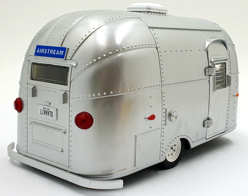 【新品未開封】グリーンライト エアストリーム バンビ クリスマス オーナメント Greenlight 1/24 Scale Diecast 18228 - Airstream 16' Bambi | eBay