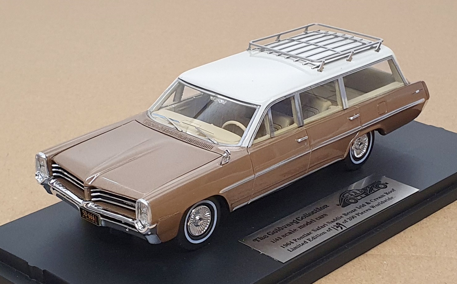 Goldvarg 1/43 Scale GC-093B - 1964 Pontiac Safari S. Wagon - Saddle Bronze/Cream Goldvarg 1/43 Scale GC-093B - 1964 Pontiac Safari S. Wagon - Saddle Bronze/Cream