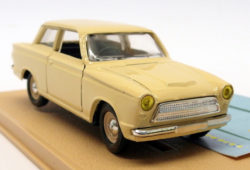 Eligor 1/43 Scale EL1 - 1103 1965 Ford Lotus Cortina Cream + Decals