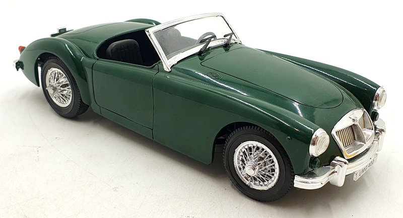 Polistil 1/16 Scale Diecast 81024D - MGA Twin Cam - Green