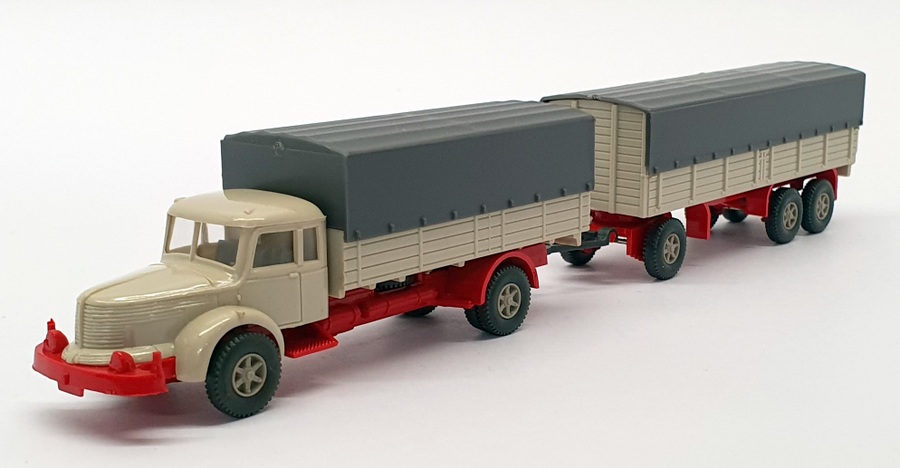 Wiking 1/87 Scale 480 - Krupp Titan Truck & Trailer - Grey/Beige/Red