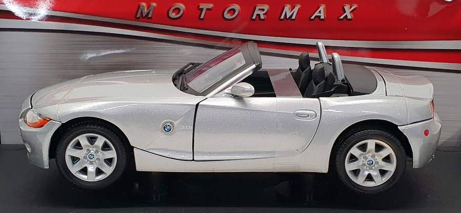 MotorMax 1/18 Scale Model Car 73144 - BMW Z4 - Silver