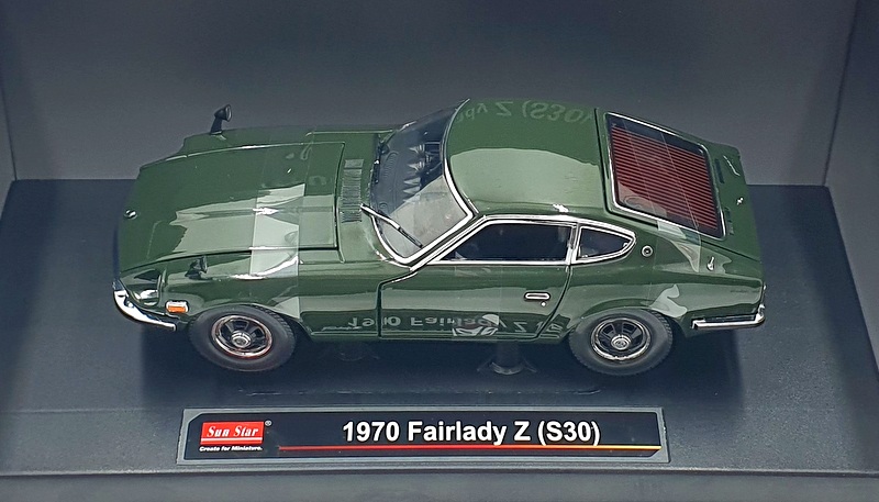 Sun Star 1/18 Scale Diecast 3514R - 1970 Datsun Fairlady Z S30 - Dark Green