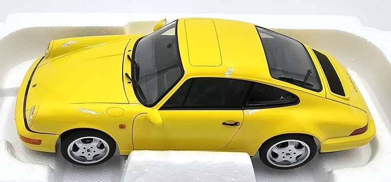 Norev 1/18 Diecast 187328 - Porsche 911 Carrera 2 1992 Gelb