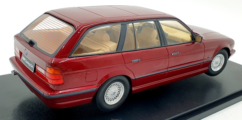 Triple9 1/18 Scale Diecast T9-1800402 - BMW 5 Series Touring E34 Calypso Red Met