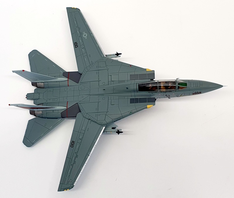 Hobby Master 1/72 Scale HA5233 - Grumman F-14A Tomcat 161621 VF-154 USS K.Hawk