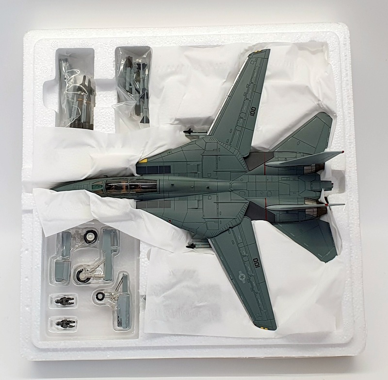 Hobby Master 1/72 Scale HA5233 - Grumman F-14A Tomcat 161621 VF-154 USS K.Hawk