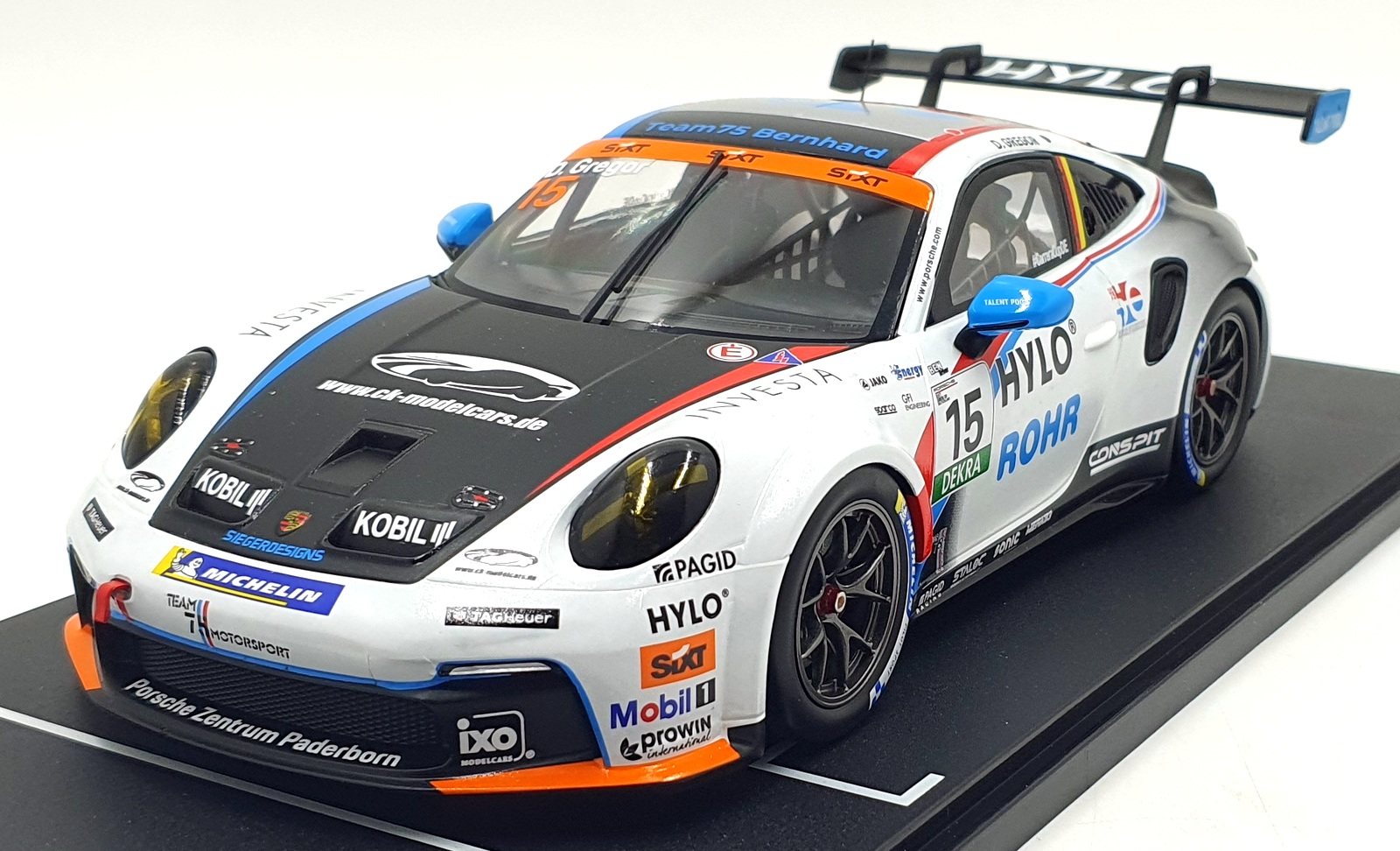 IXO 1/18 Scale LEGT18-24CUP003 - Porsche 911 GT3 Cup #15