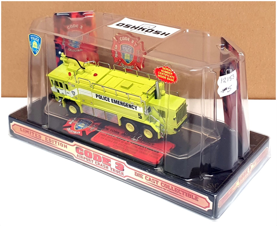 Code 3 1/64 Scale 12153 - Oshkosh Airport Crash Truck #5 New York & New Jersey