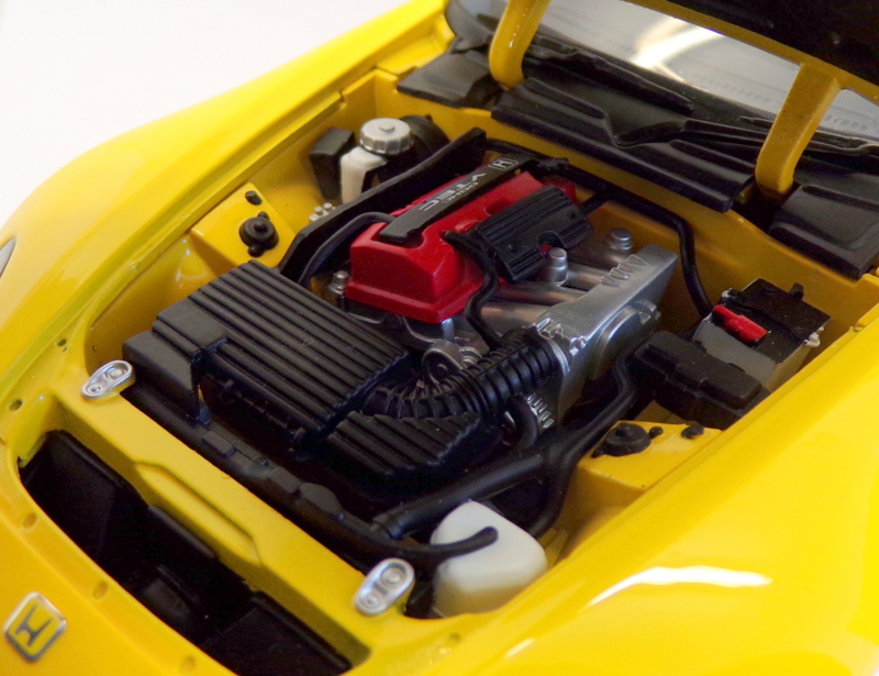 Autoart 1/18 Scale 73209 - Honda S 2000 Japanese Version