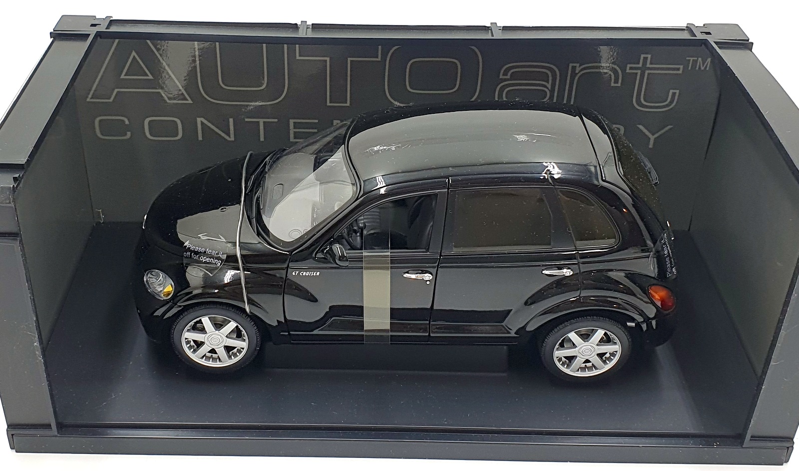 Autoart 1/18 Scale Diecast 71522 - Chrysler GT Cruiser - Black Autoart 1/18 Scale Diecast 71522 - Chrysler GT Cruiser - Black