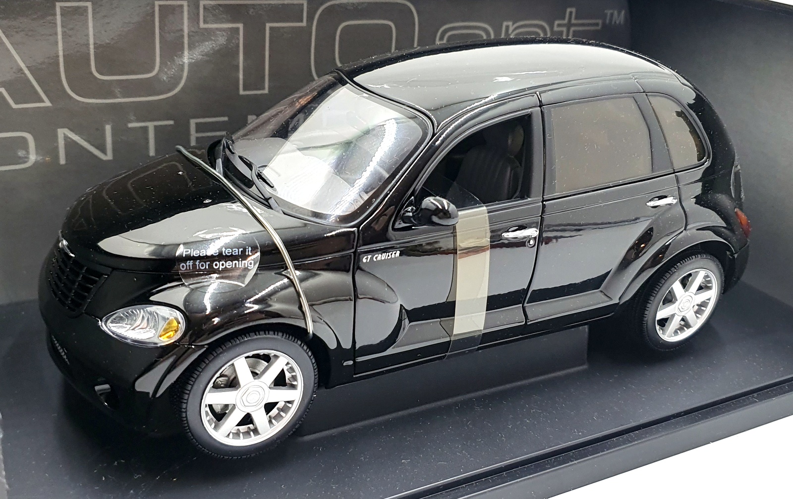 Autoart 1/18 Scale Diecast 71522 - Chrysler GT Cruiser - Black Autoart 1/18 Scale Diecast 71522 - Chrysler GT Cruiser - Black