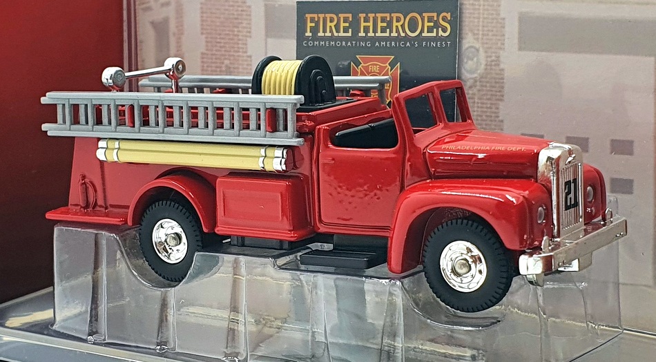 Corgi Appx 10cm Long Diecast CS90046 - Mack B Open Pumper Philadelphia