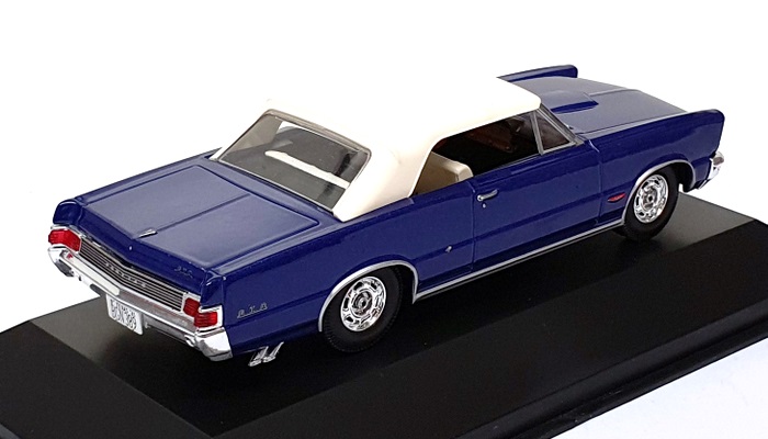 Altaya 1/43 Scale 17725M - 1965 Pontiac Tempest Le Mans GTO Conv. - Blue