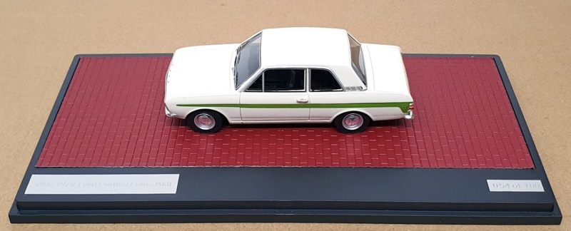 Matrix 1/43 Scale MX40603-101 - 1966-70 Ford Cortina Lotus MkII - White/Green Matrix 1/43 Scale MX40603-101 - 1966-70 Ford Cortina Lotus MkII - White/Green