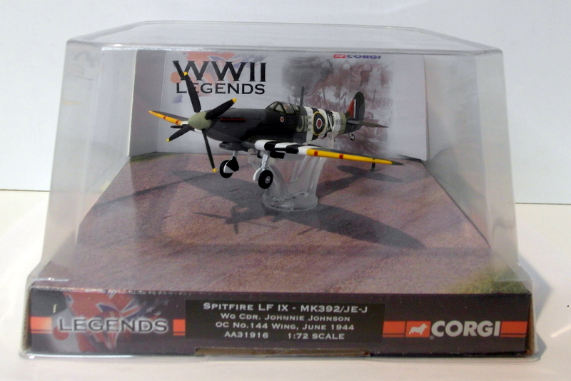 Corgi 1/72 Scale diecast AA31916 Spitfire LF IX MK392/JE-J Jonnie Johnson 1944