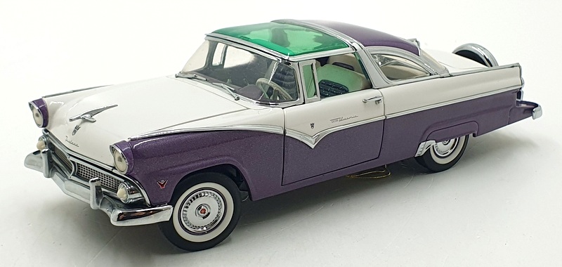 Franklin Mint 1/24 Scale B11Z032 - 1955 Ford Fairlane Crown