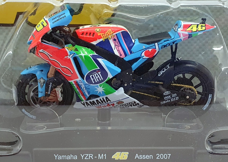 Altaya 1/18 Scale FFR40 - Yamaha YZR M1 #46 Valentino Rossi Assen 2007