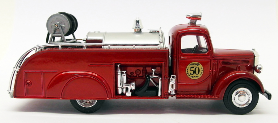 Matchbox Appx 12cm Long Diecast 96947 - 1939 Bedford Fire Truck - Red