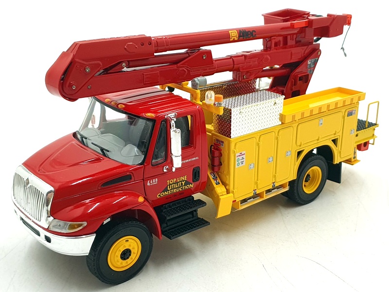 First Gear 1/34 Scale 19-2948 International 4400 Utility Truck Top Line Utility