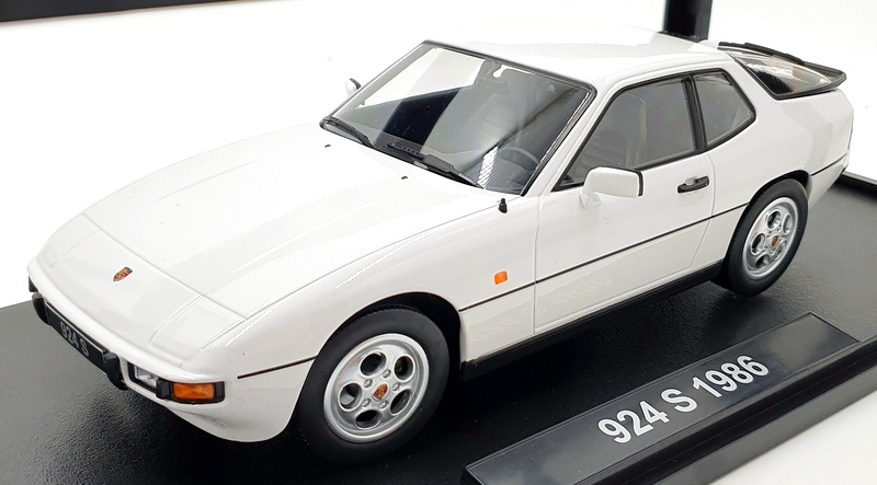 ミニカー　1/18 Porsche 924 S 1986(ホワイト) [KKDC180771] KK Scale 1/18 Scale Diecast KKDC180771 - Porsche 924 S 1986