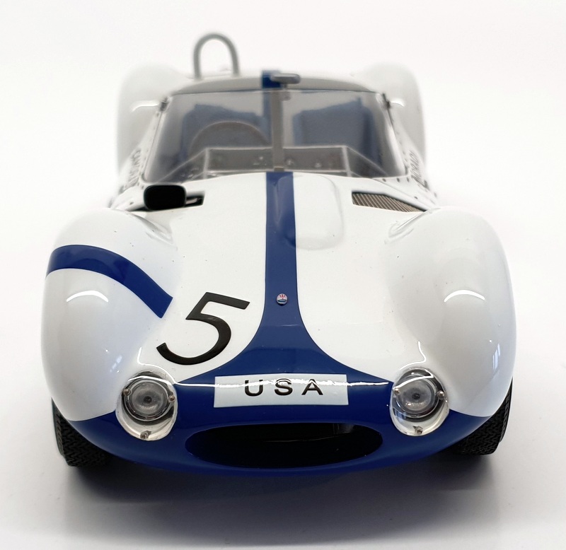 CMC 1/18 Scale Model Car M-047 - 1960 Maserati Tipo 61 Birdcage Nurburgring CMC 1/18 Scale Model Car M-047 - 1960 Maserati Tipo 61 Birdcage Nurburgring
