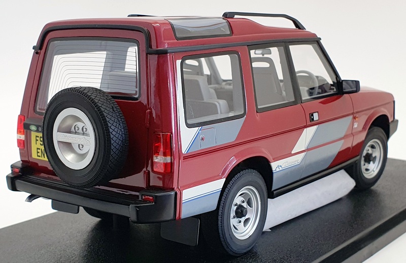 Cult Models 1/18 Scale Model Car CML081-1 - 1989 Land Rover Discovery - Met Red