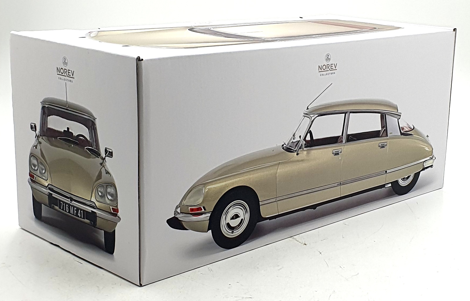 Norev 1/12 Scale Diecast Model 121730 Citroen DS 23 Pallas 1973 Tholonnet Beige