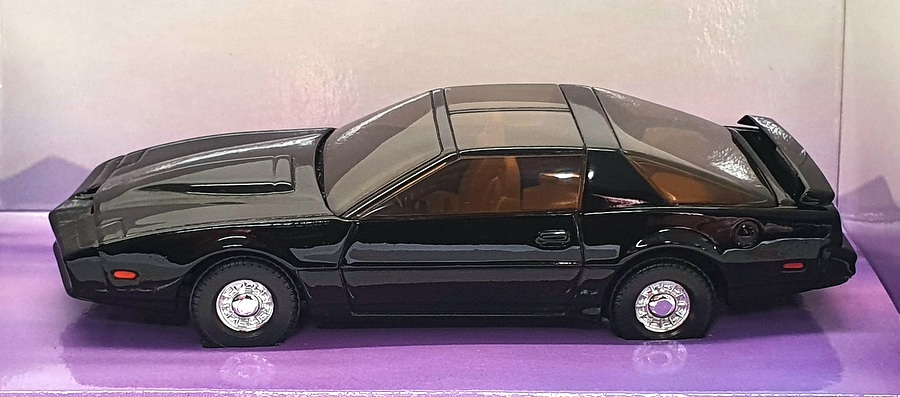 Corgi 1/36 Scale CC05601 - Pontiac Trans Am KITT & Figure - Knight Rider
