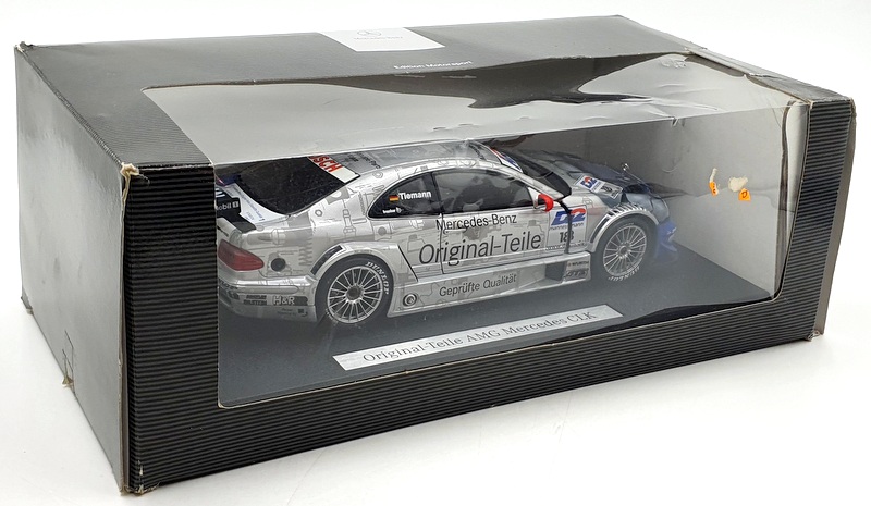 Maisto 1/18 Scale Diecast B6 696 2110 - Mercedes AMG CLK